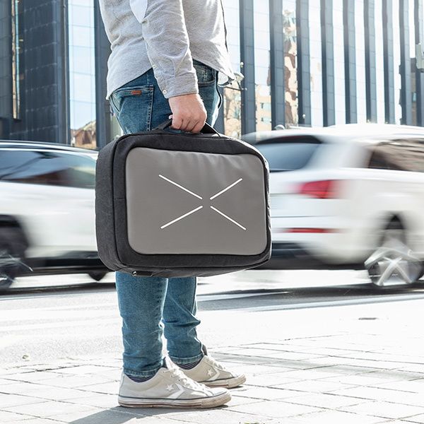 2-in-1 Batoh Brifty proti krádeži